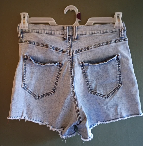 Celebrity Pink Denim Shorts - Picture 3 of 5